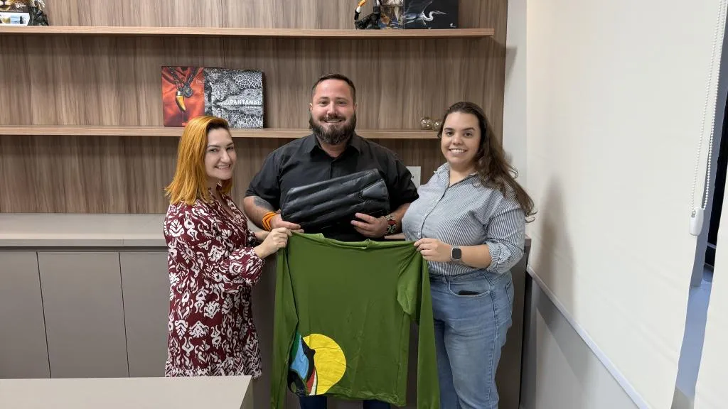 Condutores turísticos recebem kits de proteção para fortalecer turismo