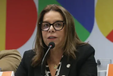 Estudantes recebem alerta sobre vistos nos EUA