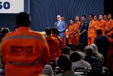 Governador em exercício destaca força da brigada contra incêndios