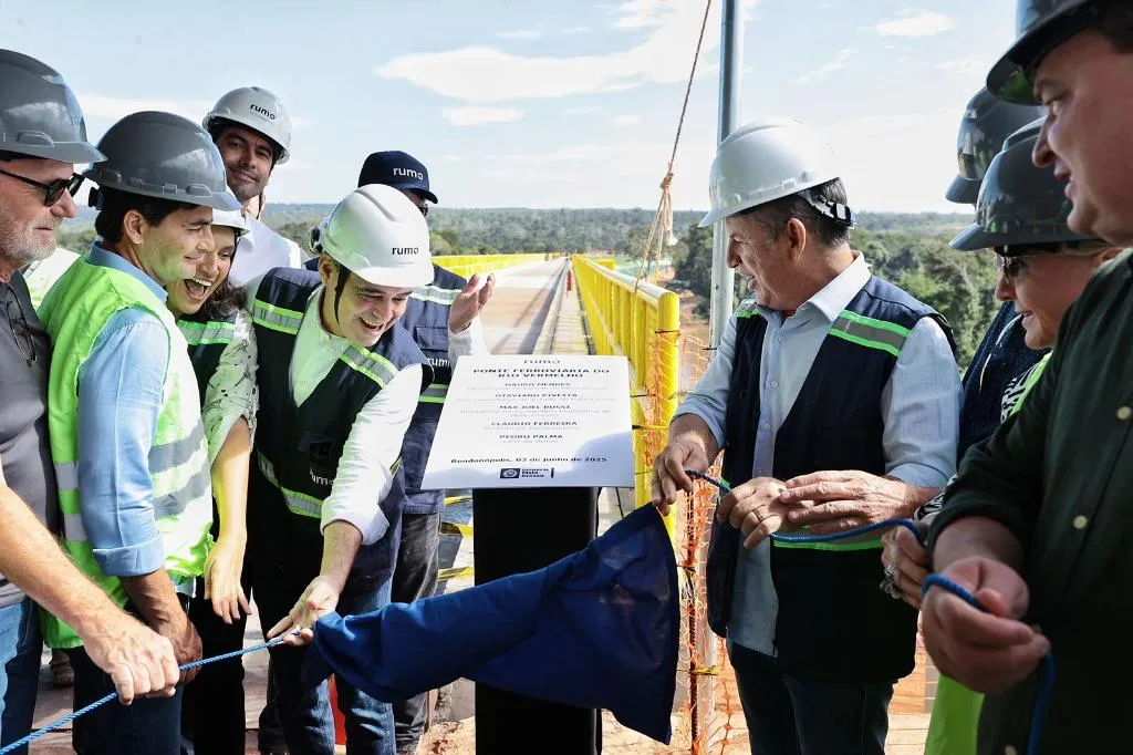 Governo de Mato Grosso entrega 1ª ponte da Ferrovia Estadual e reforça logística