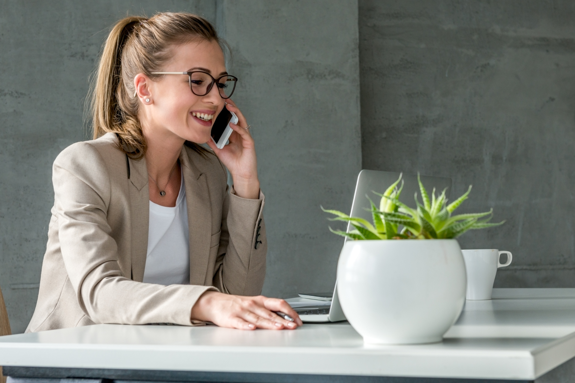 Imagem de empresária- Super MEI