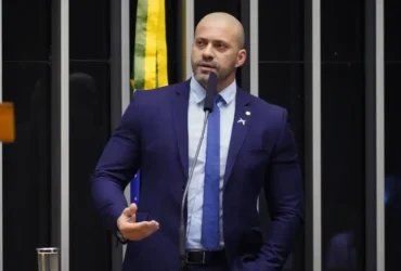 Moraes determina perícia para avaliar cirurgia de Silveira