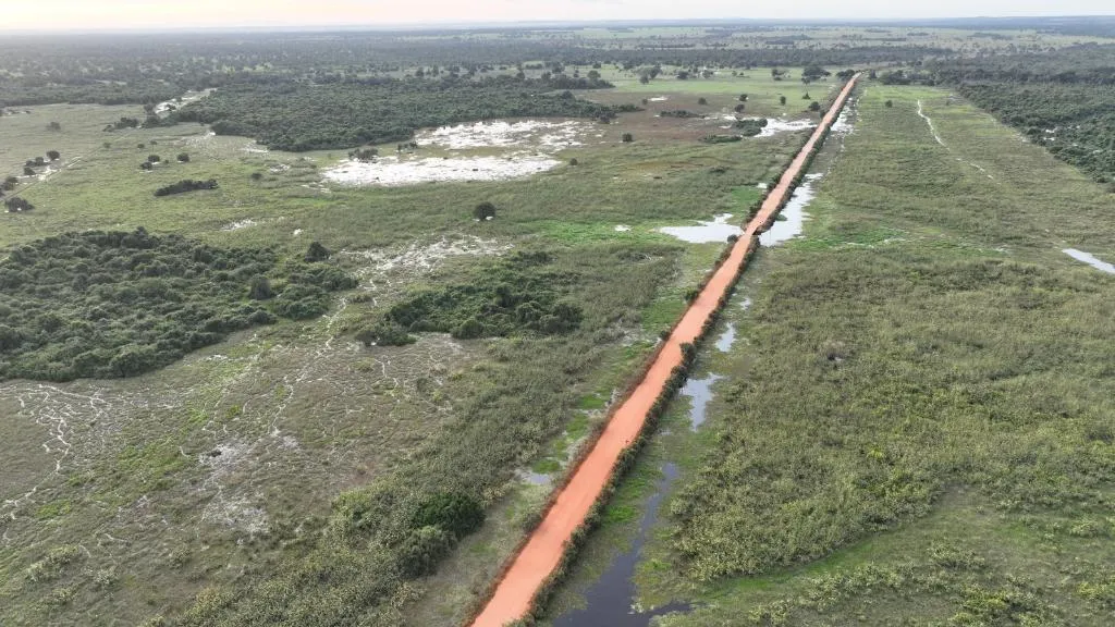 Encabeçamentos em pontes favorecem acúmulo de água na Transpantaneira