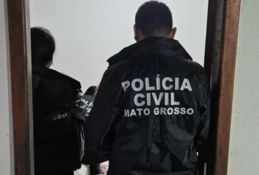 Mulher é morta a tiros dentro de casa em Várzea Grande