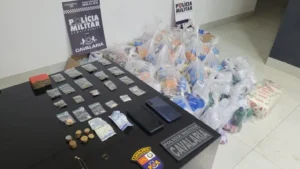 Polícia apreende drogas e 31 cestas básicas com faccionados em Nova Mutum