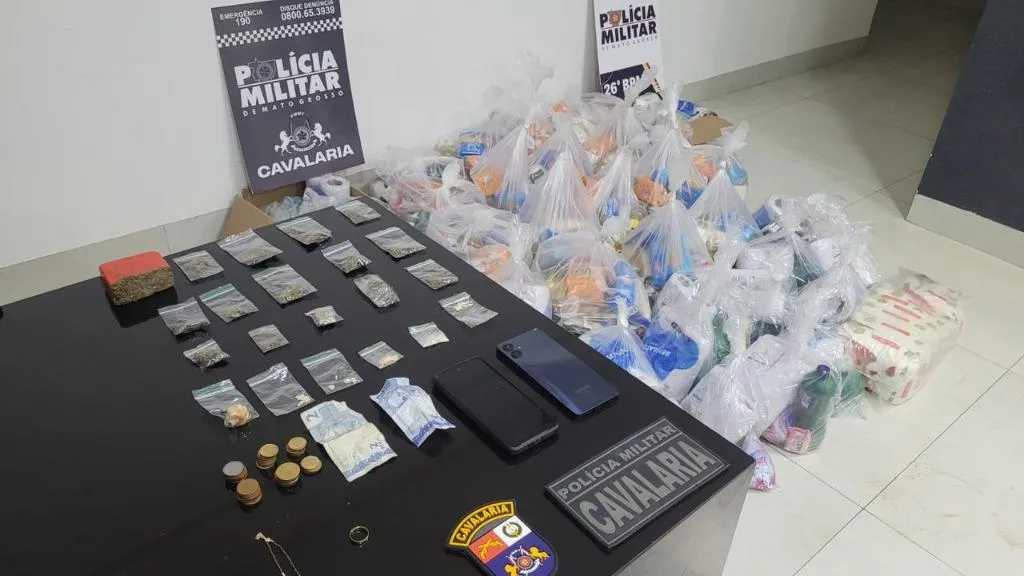Polícia apreende drogas e 31 cestas básicas com faccionados em Nova Mutum