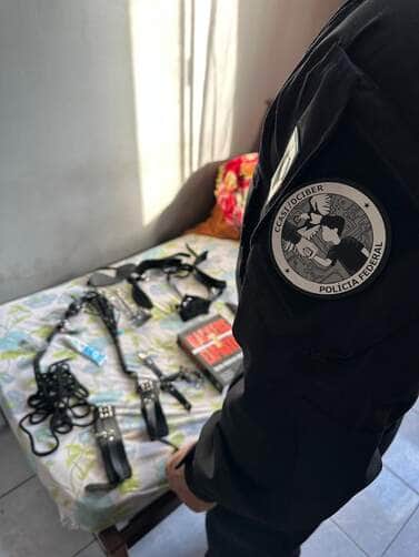 Celular foi apreendido e será periciado em investigação da 8ª fase da Operação Sniffing