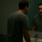 _Pink and White Feminine Business Card