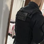 Polícia Civil cumpre ordens judiciais em operação contra facção em Sorriso