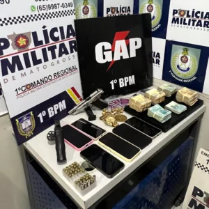 Polícia apreende armas e prende dois homens por tentativa de feminicídio
