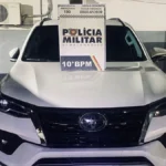 Polícia recupera caminhonete furtada em Cuiabá e prende dois suspeitos