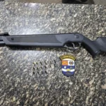 Polícia prende homem por ameaça com arma de fogo em Mato Grosso