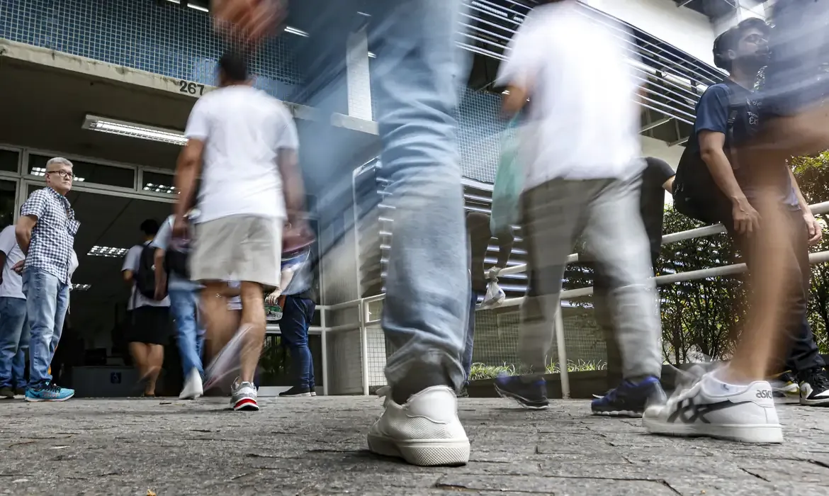 Prazo para pagamento da inscrição do Enem termina nesta sexta-feira