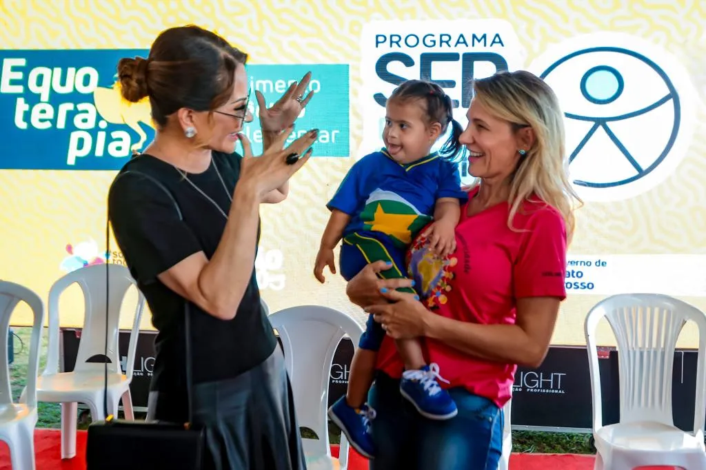 Cheque do Nota MT fortalece inclusão na Apae de Sorriso