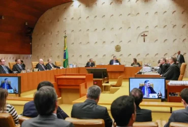 STF suspende julgamento sobre redes e responsabilidade por postagens