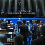 Senado aprova projeto que classifica homicídio em escola como hediondo