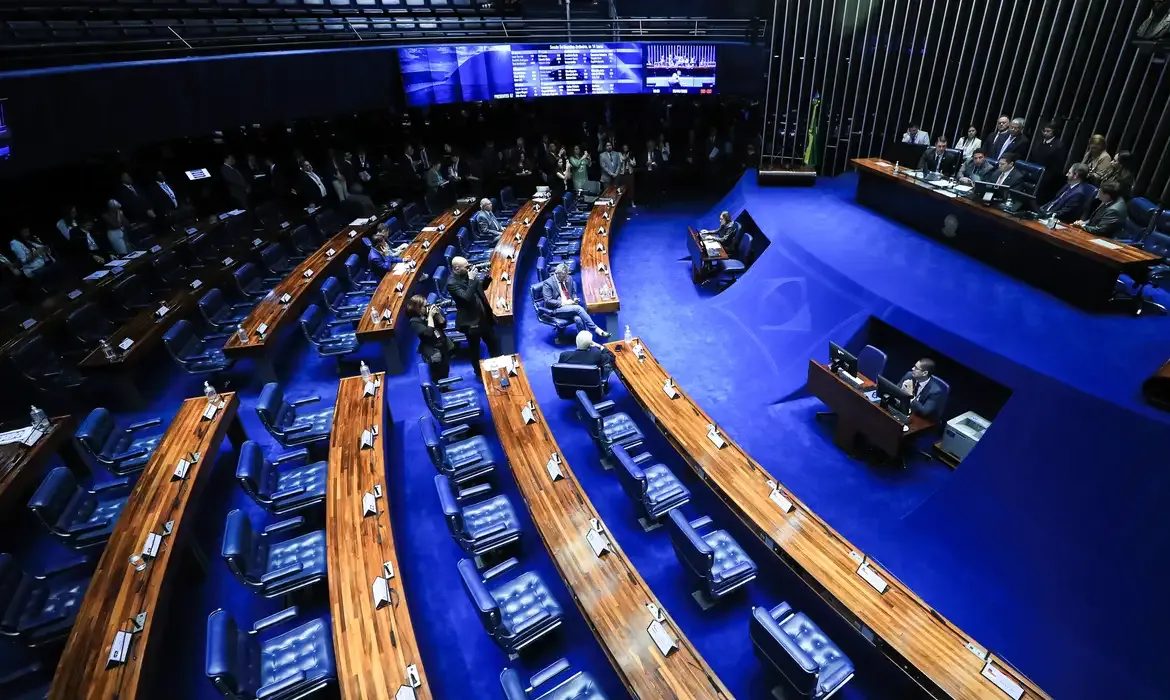 Senado derruba decreto do governo que elevava IOF