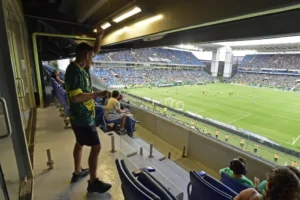 Setasc sorteia crianças com autismo para jogo do Cuiabá com camarote exclusivo