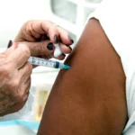 Vacinação amplia atendimento contra gripe para toda a população