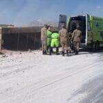 Acidente ocorreu na manhã desta sexta-feira (6); bombeiros que passavam pelo local prestaram os primeiros socorros ao condutor