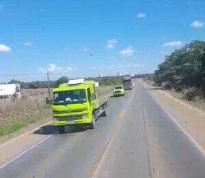 Motorista fica preso às ferragens após capotamento na BR-163 entre Lucas do Rio Verde e Sorriso