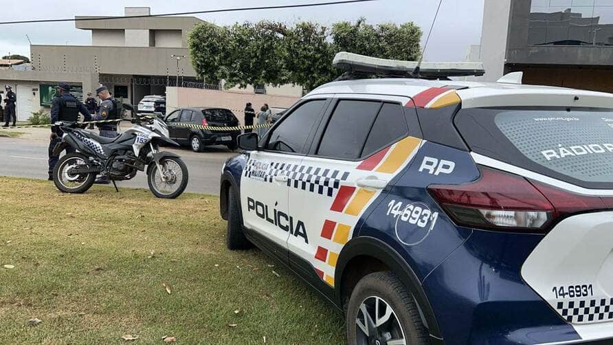 Criança de 7 anos foi atingida por sete facadas; crime cometido pelo pai chocou Mato Grosso. Família e amigos se mobilizam em corrente de oração pela recuperação da vítima