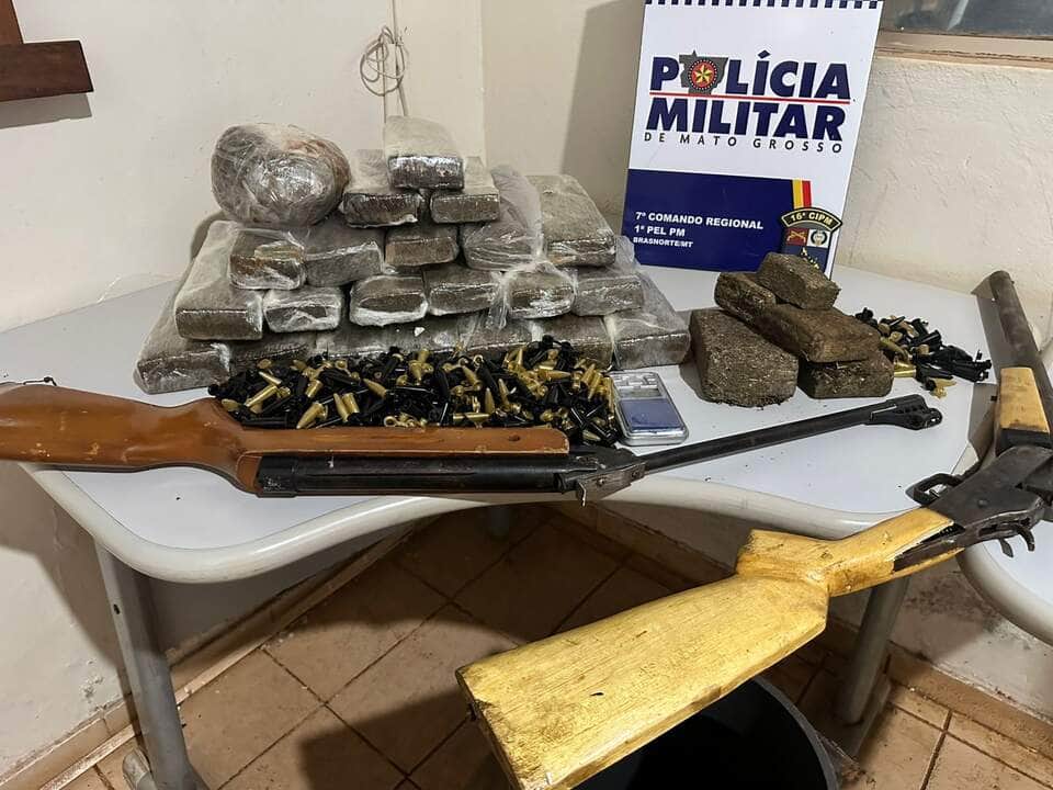 Operação de inteligência do 7º Comando Regional apreende mais de 25 kg de entorpecentes, armas de fogo e materiais para o tráfico