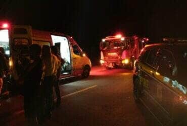 Acidente envolveu um Fiat Toro e um VW Gol; vítimas indígenas ficaram presas às ferragens e morreram no local