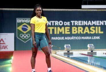 Rosângela Santos, atletismo, desfile de uniformes, Tóquio 2020, olimpíada, time brasil, apresentação