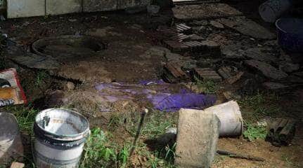 Maria Selma Rocha dos Santos, de 51 anos, foi localizada parcialmente enterrada sob uma lona no quintal de uma residência; autor do crime exibiu vídeo da vítima morta para a ex-companheira