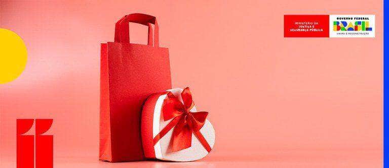 Dia dos Namorados sem dor de cabeça: conheça seus direitos na hora de comprar o presente -