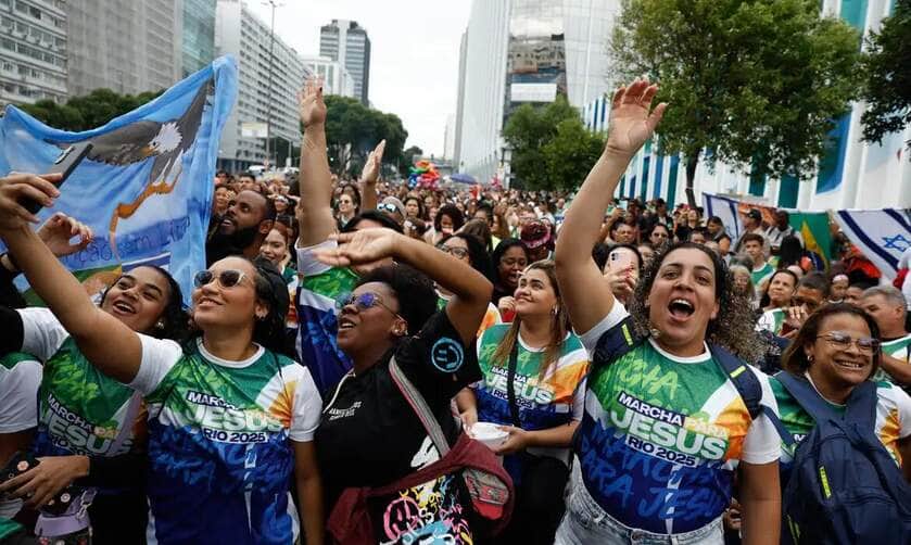 Rio de Janeiro (RJ), 24/05/2025 – A 18° edição da Marcha para Jesus reúne cristãos em caminhada pela Avenida Presidente Vargas, no centro da cidade. Foto: Fernando Frazão/Agência Brasil