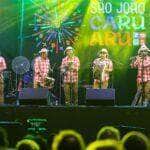 Caruaru (PE), 13/06/2025 – A Banda de Pífanos de Caruaru durante apresentação no palco Azulão, no centro de Caruaru (PE). Foto: Tomaz Silva/Agência Brasil