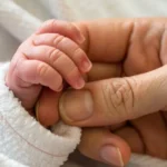 Bebê se recupera bem após espancamento em Mato Grosso