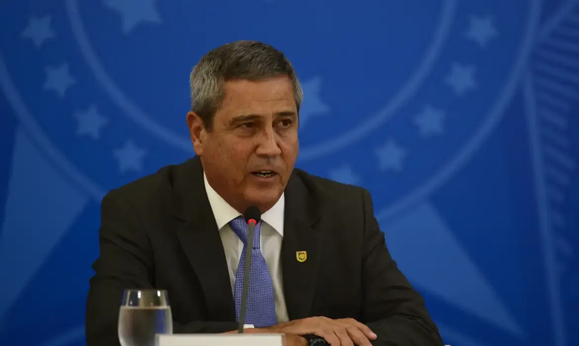 Moraes mantém prisão de general acusado de golpe