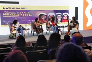 Brasília (DF) 24/07/2025 - Andressa Franco, Carmela Zigone, Rosemeire Bezerra, Eliane Barbosa, participam do painel Justiça fiscal e reparação para mulheres negras no 18º Festival Latinidades 2025, no