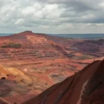 O vice-presidente da República, Hamilton Mourão, e os chefes de missões diplomáticas à Amazônia Oriental, fazem sobrevoo sobre a Floresta Nacional de Carajás e visita à mineradora Vale.