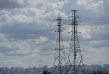 Governo publica MP para conter aumento na conta de luz