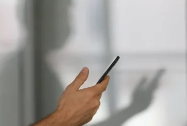 Polícia inicia nova fase de devolução de celulares roubados no Rio