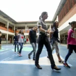 Estudantes protestam contra modelo cívico-militar em Minas Gerais