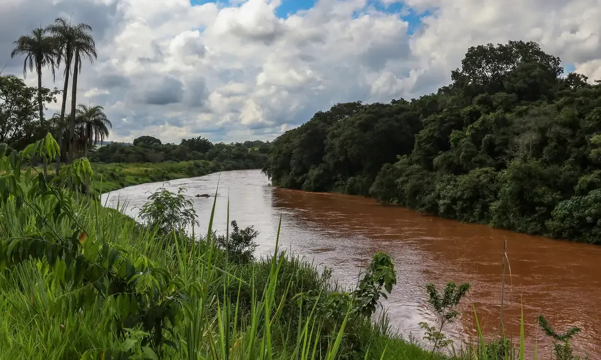 Brumadinho (MG), 25/01/2024 -Rio Paraopeba, onde grande parte da lama decorrente do rompimento da barragem da Vale desceu. Foto: Tânia Rêgo/Agência Brasil