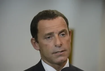 Justiça ordena prisão de ex-secretário acusado de obstruir investigação