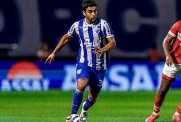 Avaí x Vila Nova: Onde assistir, escalações e tudo sobre o duelo pela Série B neste sábado (19). Imagem: Divulgação Avaí