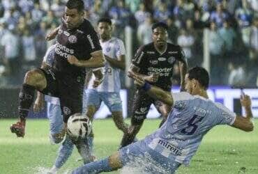 Ferroviária x Vila Nova: Onde assistir ao vivo, escalações e detalhes do duelo pela Série B. Imagem: Divulgação Ferroviária