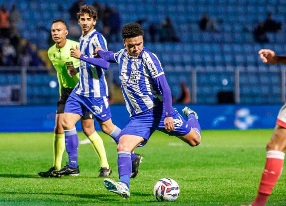 Remo x Avaí pela Série B: onde assistir, escalações e tudo sobre o duelo no Mangueirão. Imagem: Divulgação Avaí