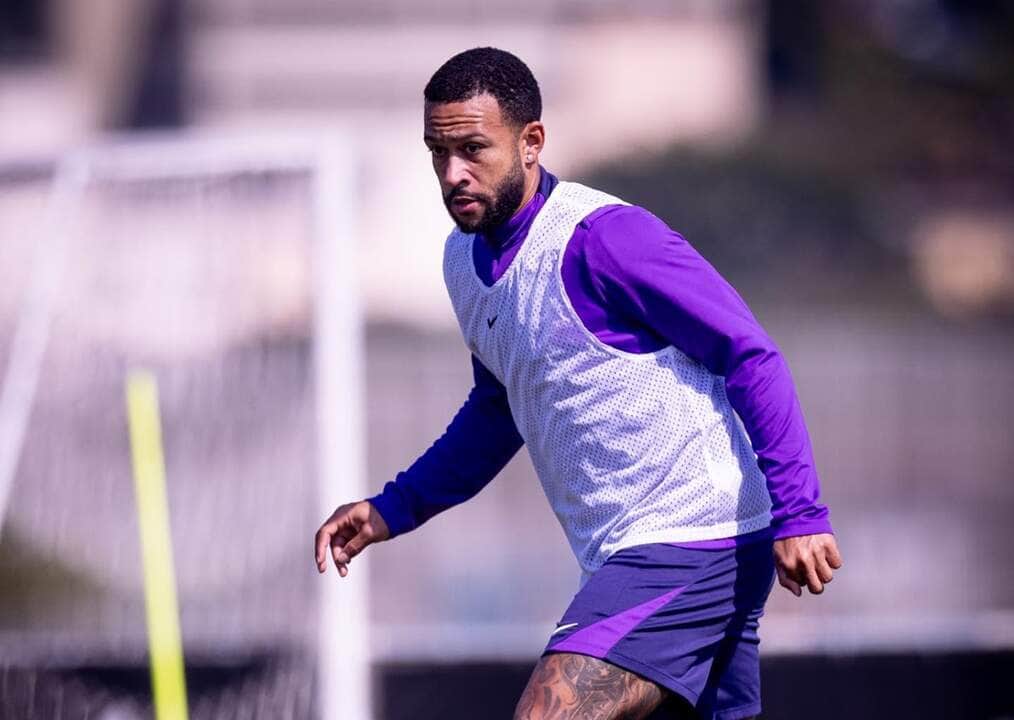 Corinthians x Bragantino: Onde assistir, escalações e tudo sobre o duelo paulista pelo Brasileirão. Imagem: Rodrigo Coca/Ag. Corinthians