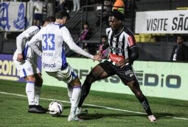 Lance do jogo entre Athletic x Avaí. Imagem: Divulgação Athletic