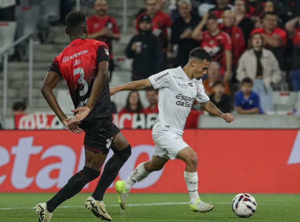 Ferroviária x Operário ao vivo: onde assistir, escalações e tudo sobre o jogo da Série B. Imagem: Divulgação Ferroviária