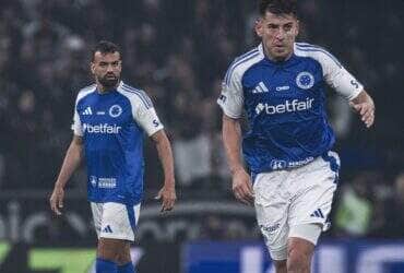 Cruzeiro x Ceará: Onde assistir, análise e escalações para o confronto da Série A 2025. Imagem: Gustavo Aleixo/Cruzeiro