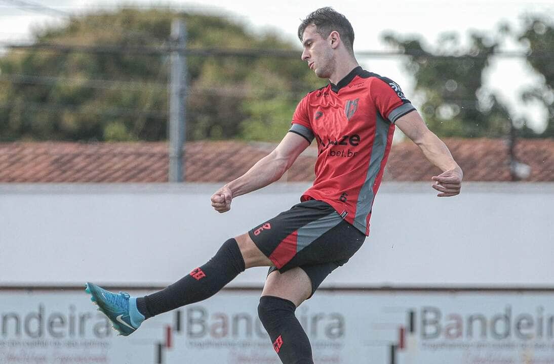 Atlético-GO x Criciúma: onde assistir, escalações e tudo sobre o duelo na Série B. Imagem: Bruno Corsino/Atlético-GO